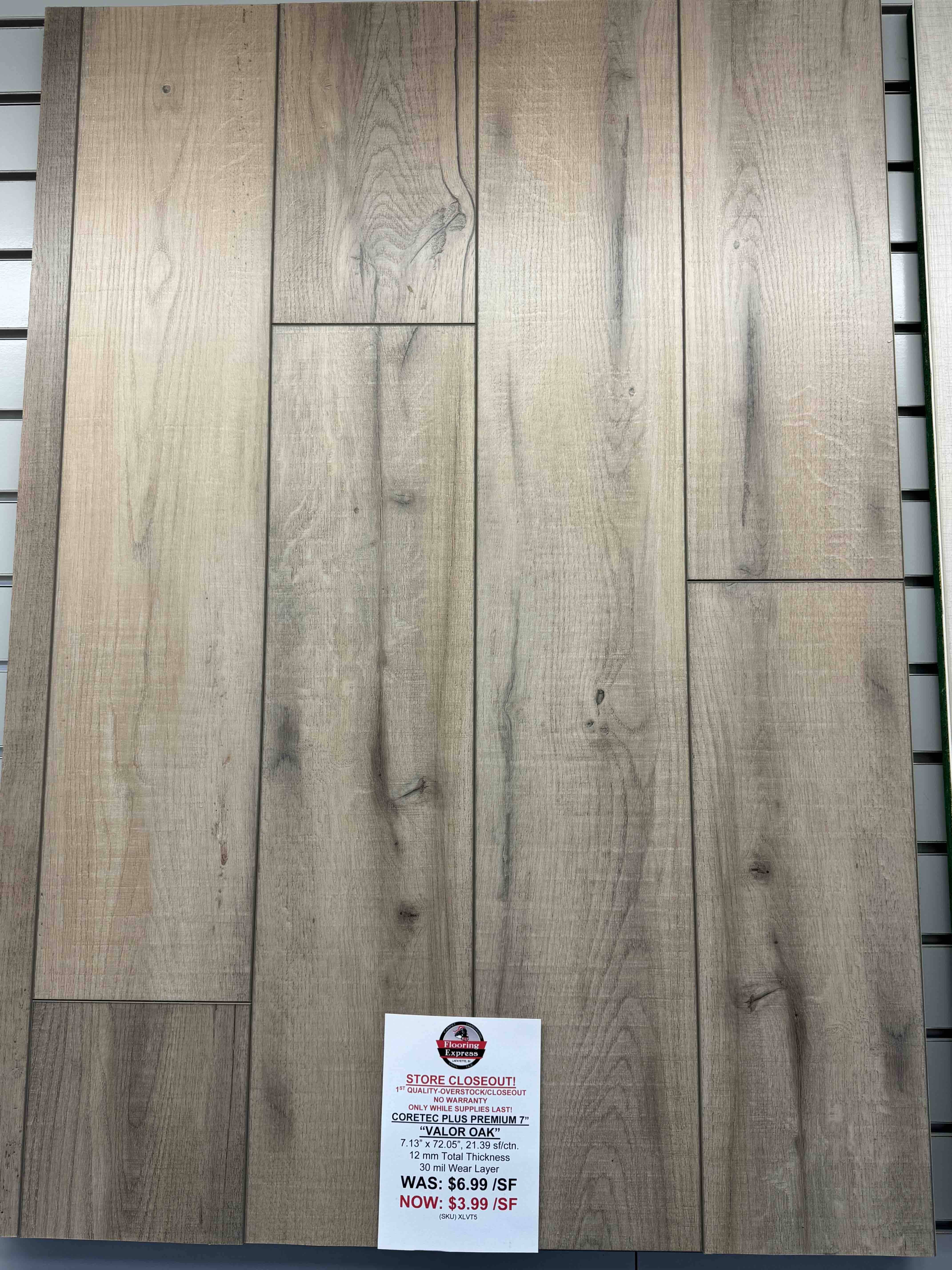 11 CORETEC PLUS PREMIUM VALOR OAK